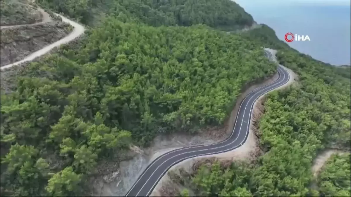 Hatay\'da 7,5 kilometrelik yol 35 günde tamamlandı