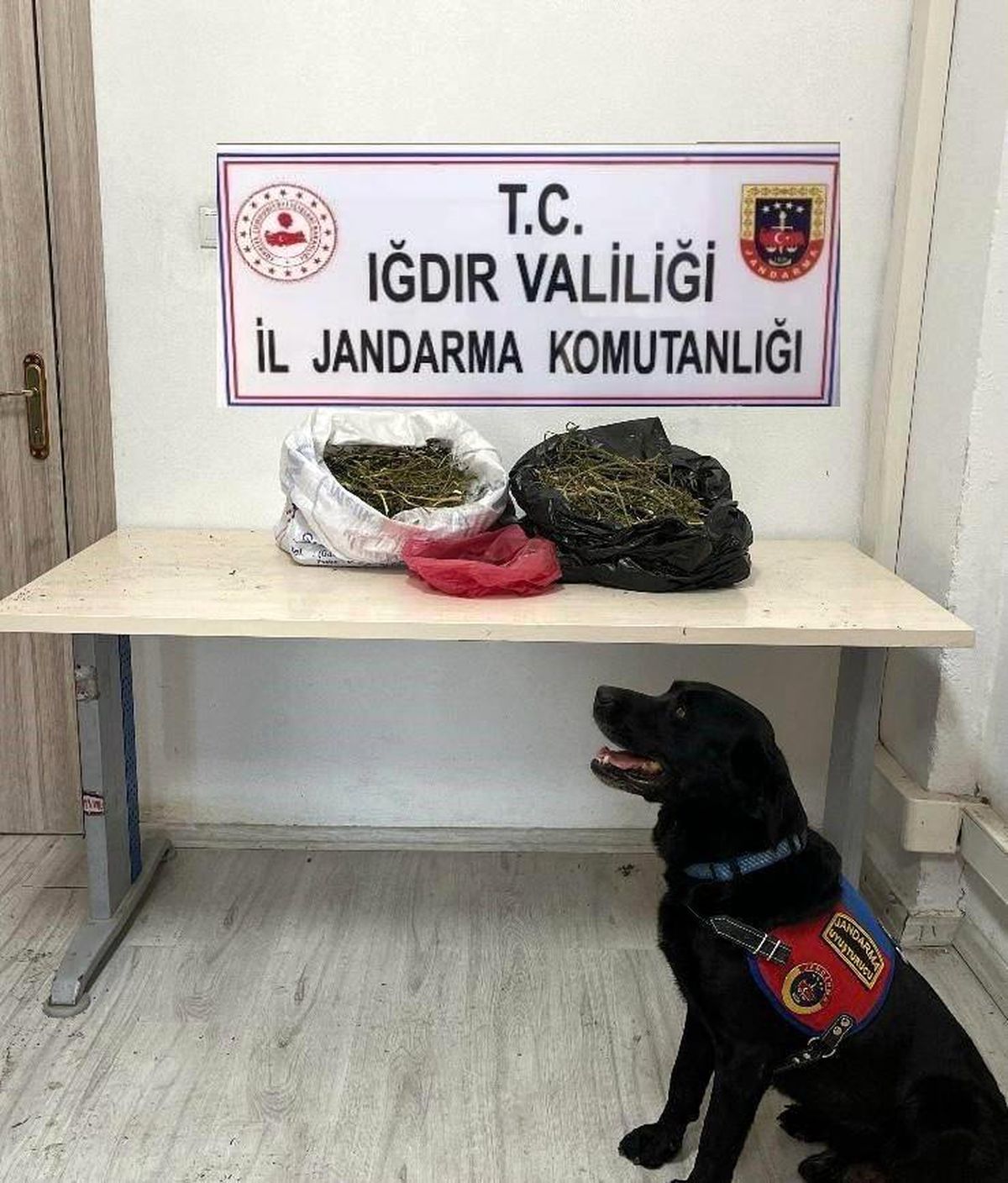 Iğdır\'da 22,5 Kilogram Kubar Esrar Ele Geçirildi