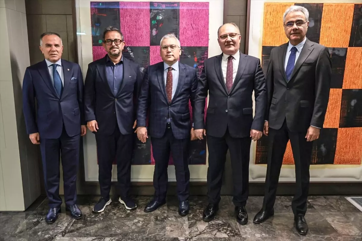 İzmir ile Sivas Arasındaki Uçak Seferleri Ekim Ayında Yeniden Başlıyor