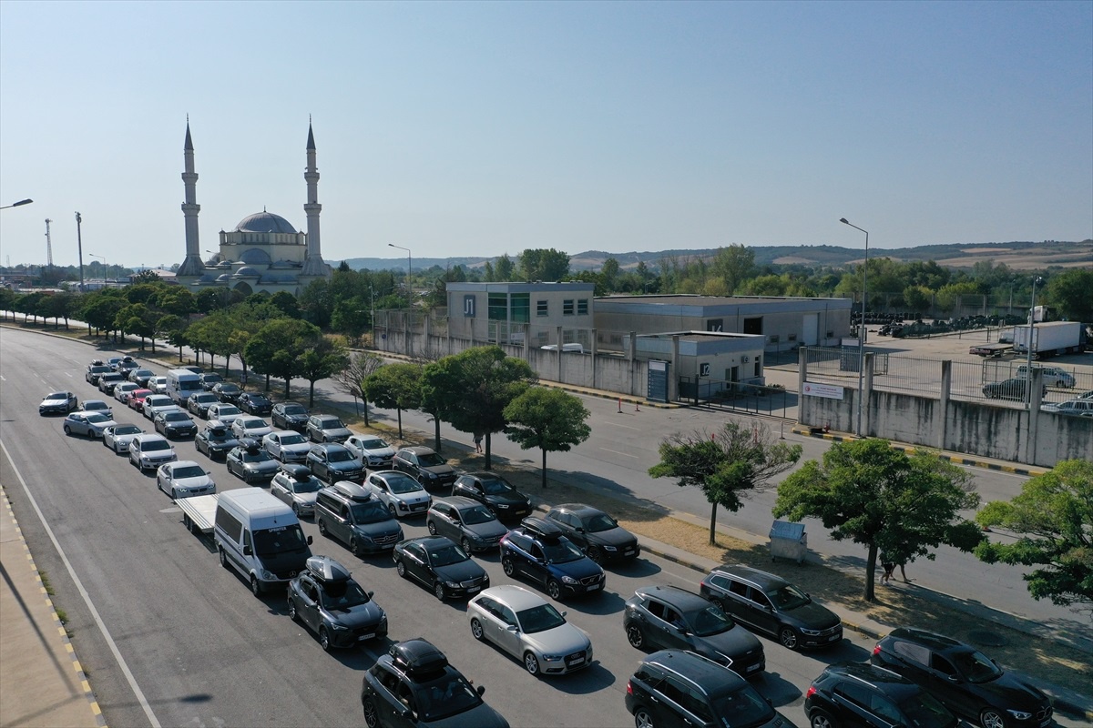 Gurbetçilerin Dönüş Yolculuğu Devam Ediyor