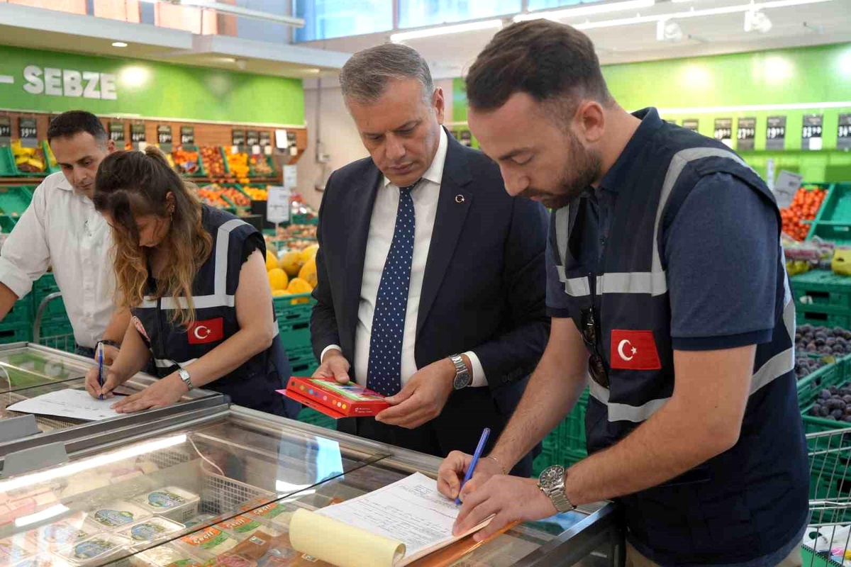 Ticaret Bakanlığı, Okulların Açılmasına Kısa Süre Kala Kırtasiye Ürünleri Satışını Denetliyor