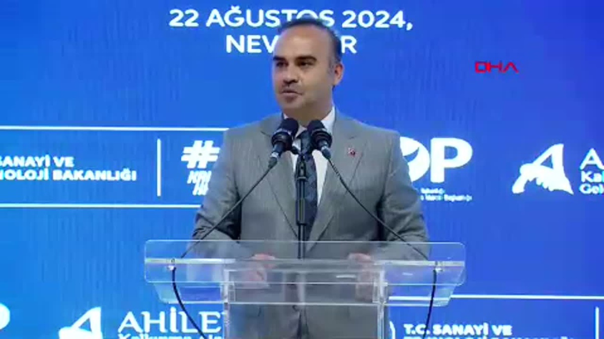 Sanayi ve Teknoloji Bakanı Kacır, Niğde\'de açılış ve temel atma töreninde konuştu