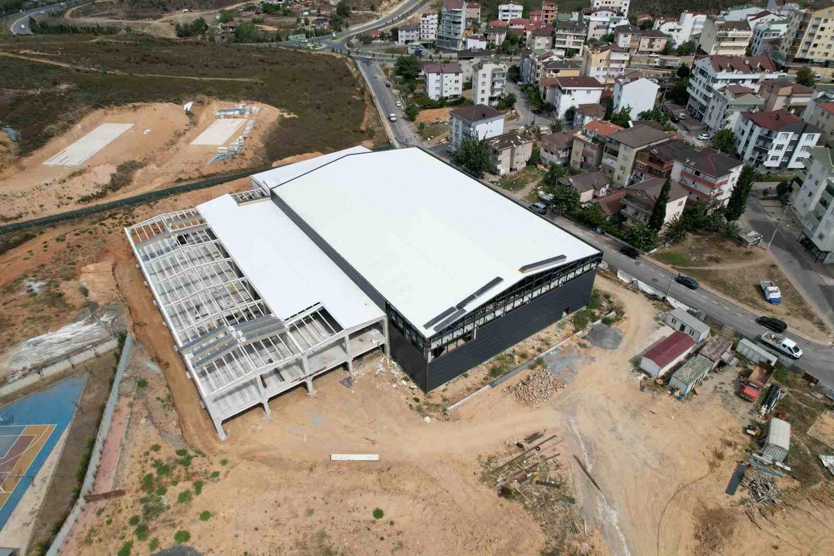 Çayırova\'ya yeni spor salonu ve sporcu fabrikası