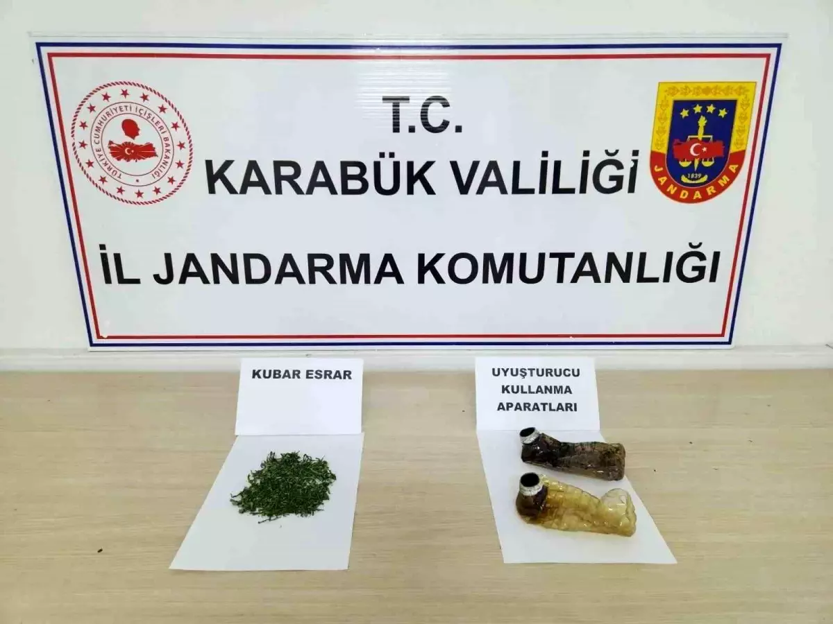 Karabük\'te bir şahsın üzerinde esrar maddesi ele geçirildi