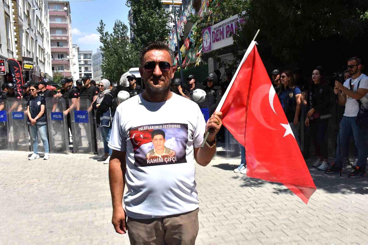 Van\'da PKK tarafından çocukları dağa kaçırılan ailelerin sayısı artıyor