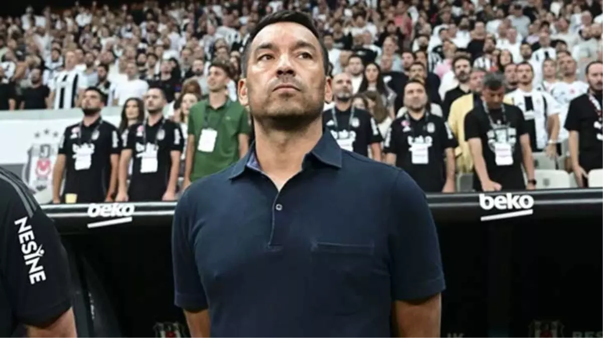 Van Bronckhorst\'tan sürpriz tercih! Lugano-Beşiktaş maçının ilk 11\'leri belli oldu