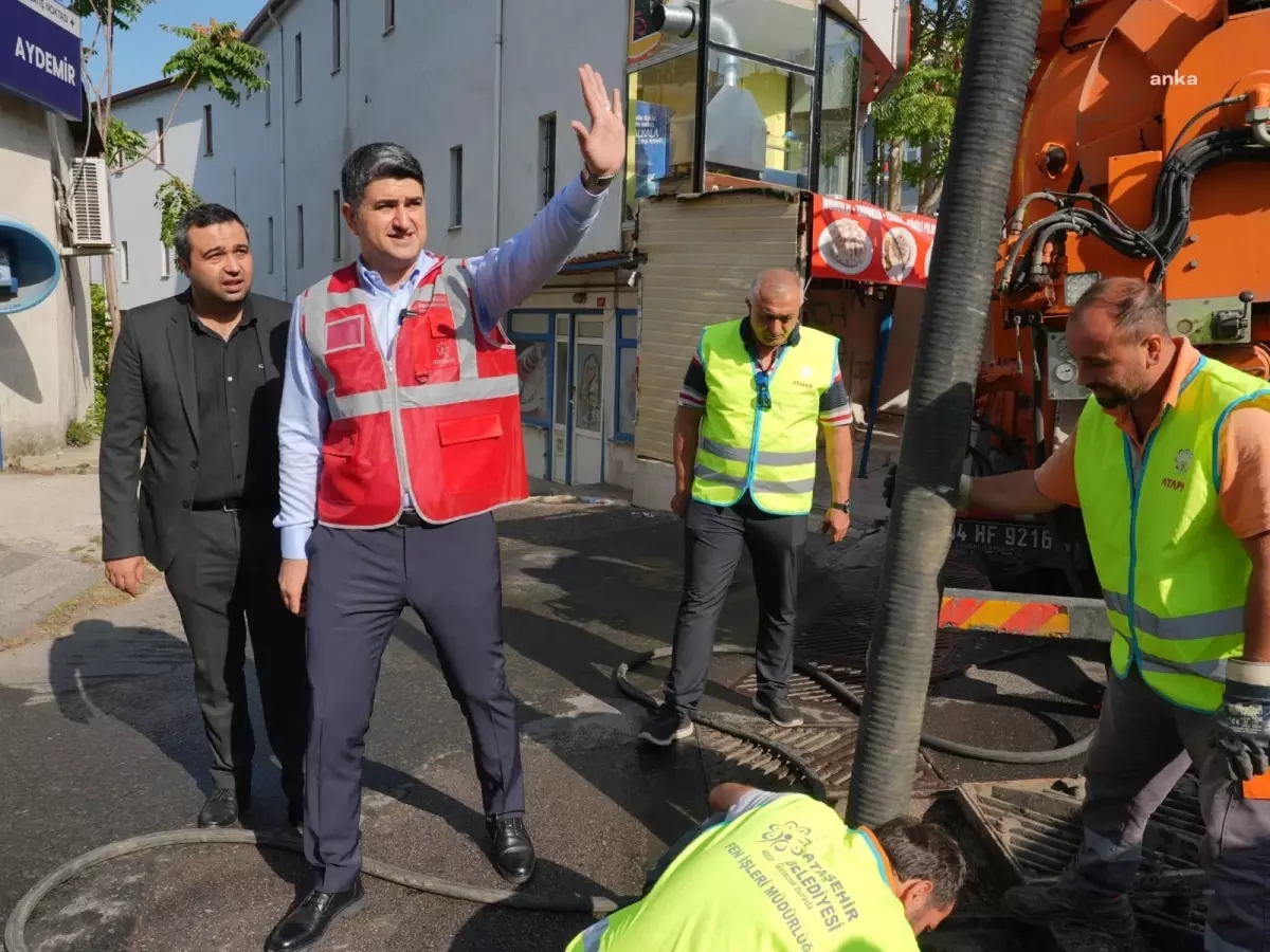 Ataşehir Belediyesi Mimar Sinan Mahallesi\'nde temizlik seferberliği başlattı