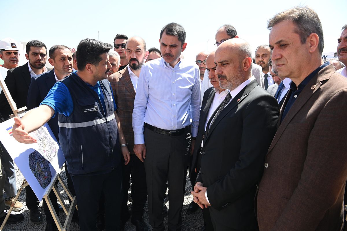 Bakan Kurum: Ebrar Sitesi\'ni Yıl Sonuna Kadar Bitireceğiz