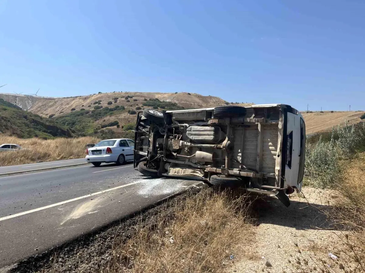 Bandırma\'da tek taraflı trafik kazası: 2 yaralı