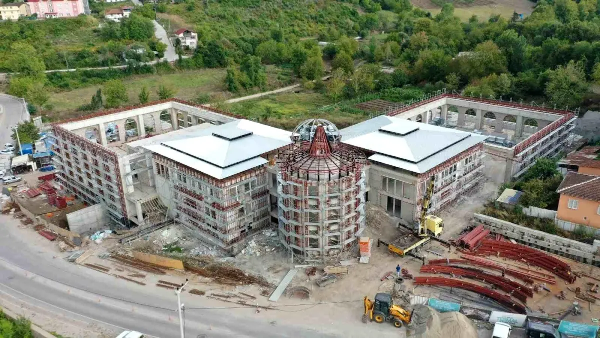 Kocaeli\'nin Sağlık Turizmine Büyük Katkı Sunacak Termal Tesis İnşaatı Devam Ediyor