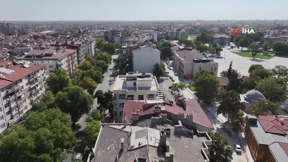 Başkan Altay: Riskli bina stoğunu azaltıyor, yeşil dokuyu artırıyoruz