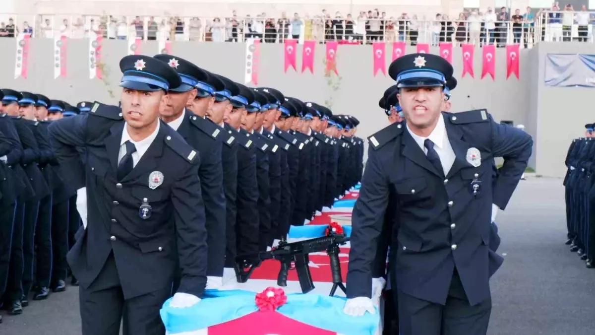 Erzurum\'da 393 polis adayı için mezuniyet töreni düzenlendi