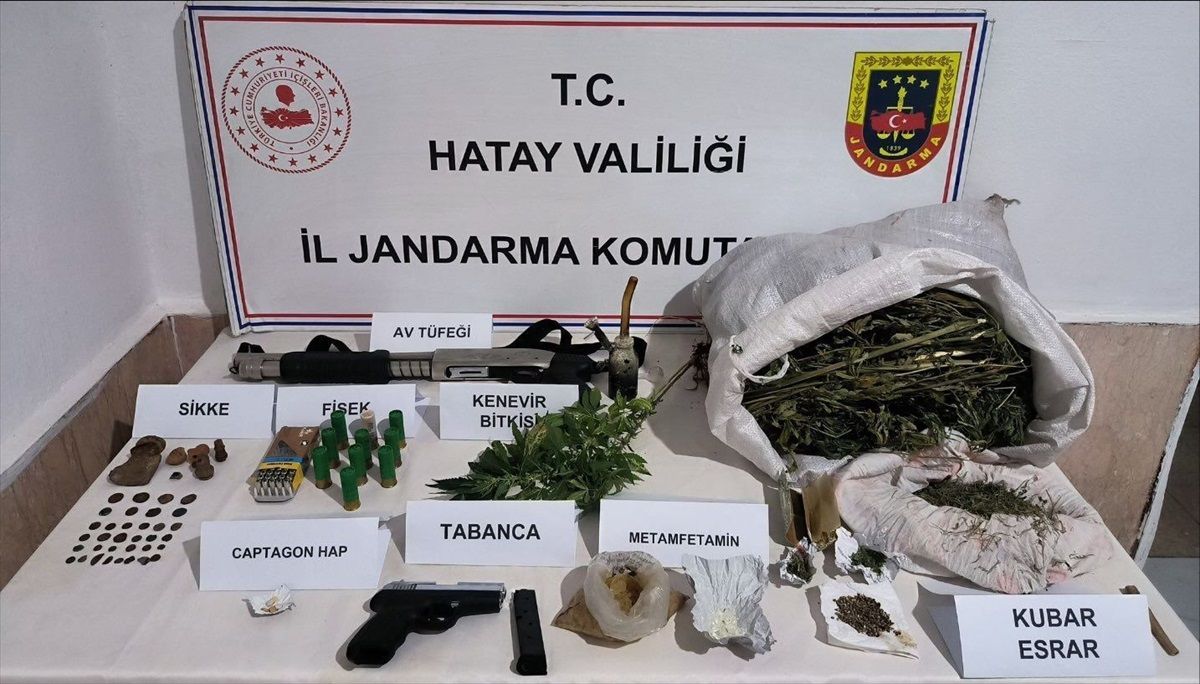 Hatay\'da uyuşturucu ve kaçakçılık operasyonunda 18 kişi gözaltına alındı