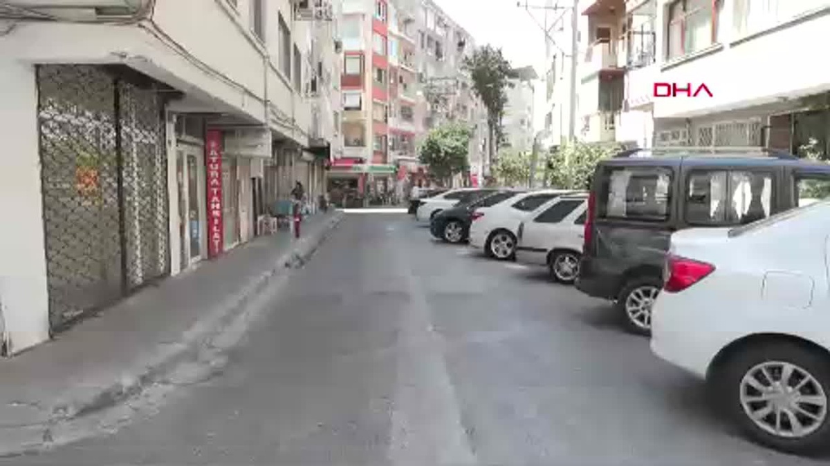 İzmir Buca Metrosu Çalışmaları Sırasında Evlerde Çatlaklar Oluştu