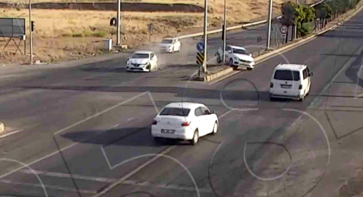 Kırıkkale\'de trafik kazaları KGYS kameralarıyla kaydedildi