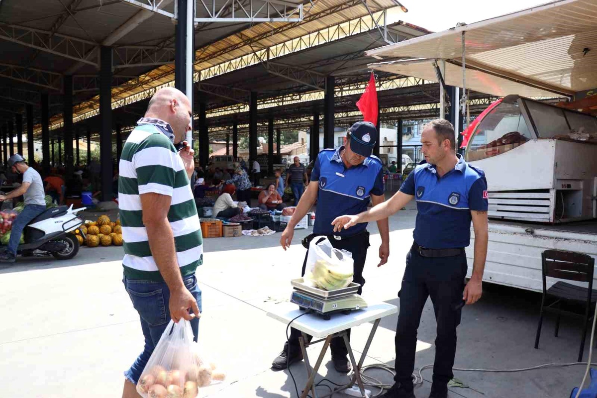 Nazilli Belediyesi Zabıta Müdürlüğü, Pazar Yerlerinde Tartı Denetimlerini Sıklaştırdı