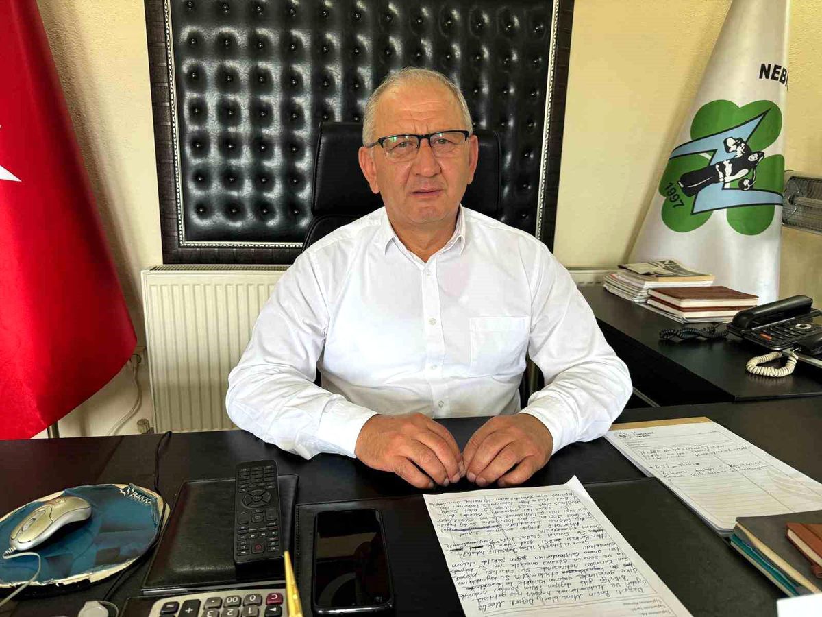 Nebioğlu Belediye Başkanı Ali Özdal, su sıkıntılarına çözüm için çalışmaların devam ettiğini açıkladı