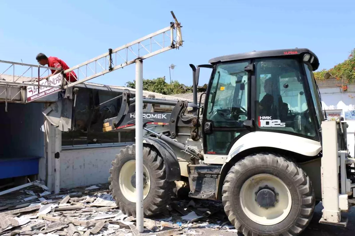 Söke Belediyesi, eski otogar alanında dönüşüm çalışmalarına başladı