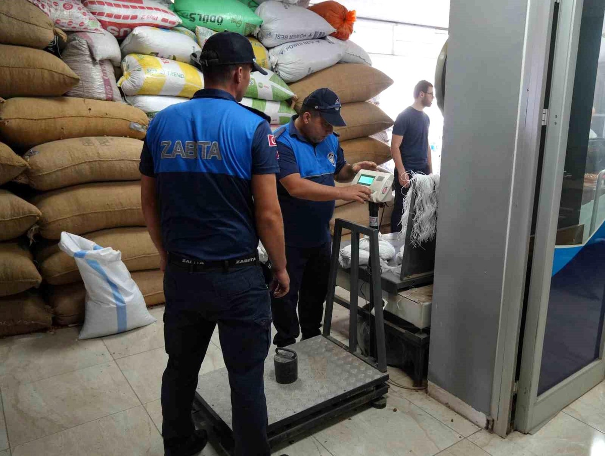 Düzce Belediyesi Fındık Alım-Satımı Yapan İşletmeleri Denetliyor