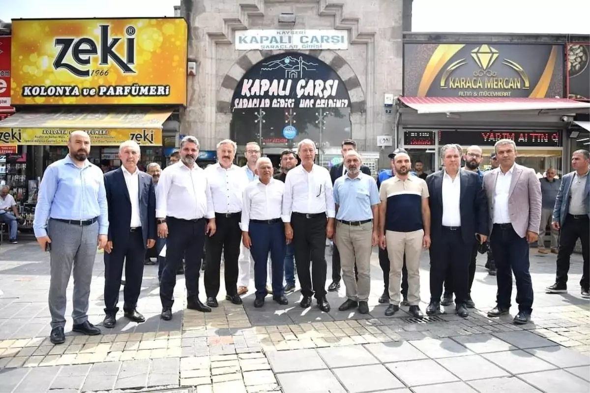 Kayseri Büyükşehir Belediye Başkanı Vatandaşlarla Buluştu