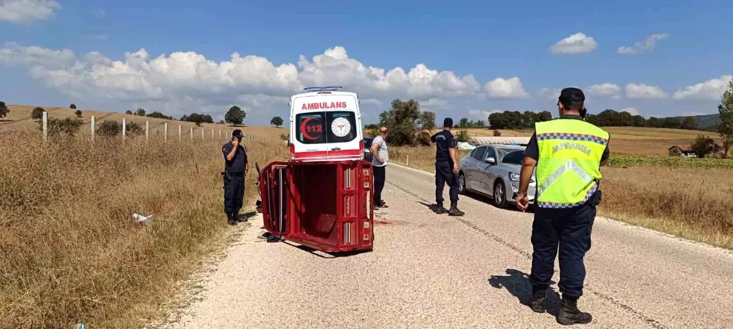 Bilecik\'te Elektrikli Bisiklet Kazası: 2 Kişi Yaralandı