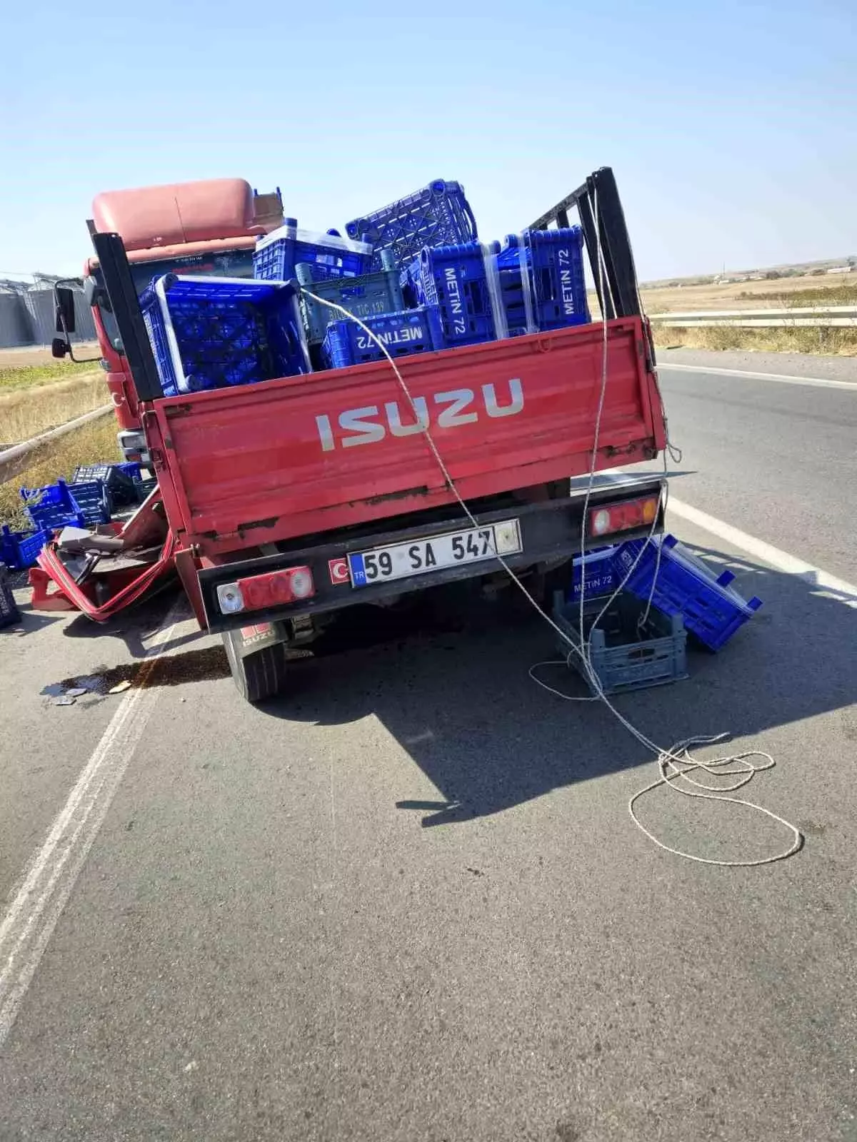 Ergene ilçesinde kamyonet ile kamyon çarpıştı, sürücü hayatını kaybetti