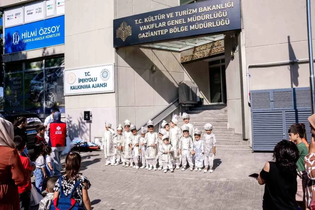 Gaziantep Vakıflar Bölge Müdürlüğü Sünnet Şöleni Düzenledi