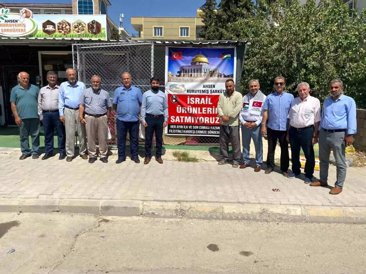 Adıyaman\'da İsrail Ürünlerinin Satışını Yapmayan Esnaf, Gelirini Filistin\'e Gönderiyor