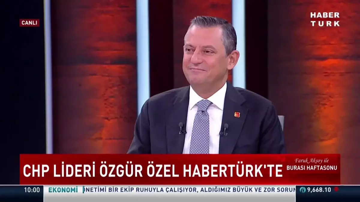 Özgür Özel: Cumhurbaşkanı Adayı Değilim. Erdoğan\'ın 25 Yıllık İktidarını Sona Erdiren Genel Başkan Olarak Tarihe Geçmek Onurların En Büyüğü