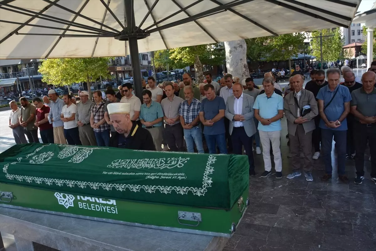 Türk Tarih Kurumu Şeref Üyesi Prof. Dr. Mücteba İlgürel İstanbul\'da defnedildi