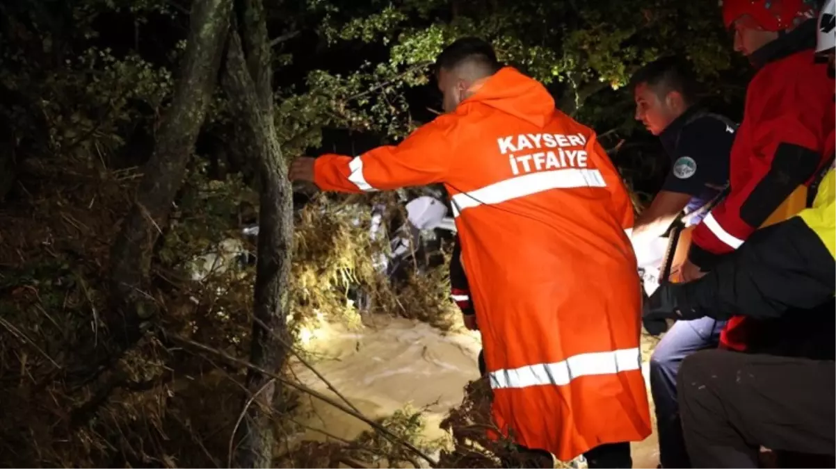 Meteoroloji\'nin uyardığı çok sayıda ili sel vurdu: 1 kişi can verdi, 1 kişi ise kayıp