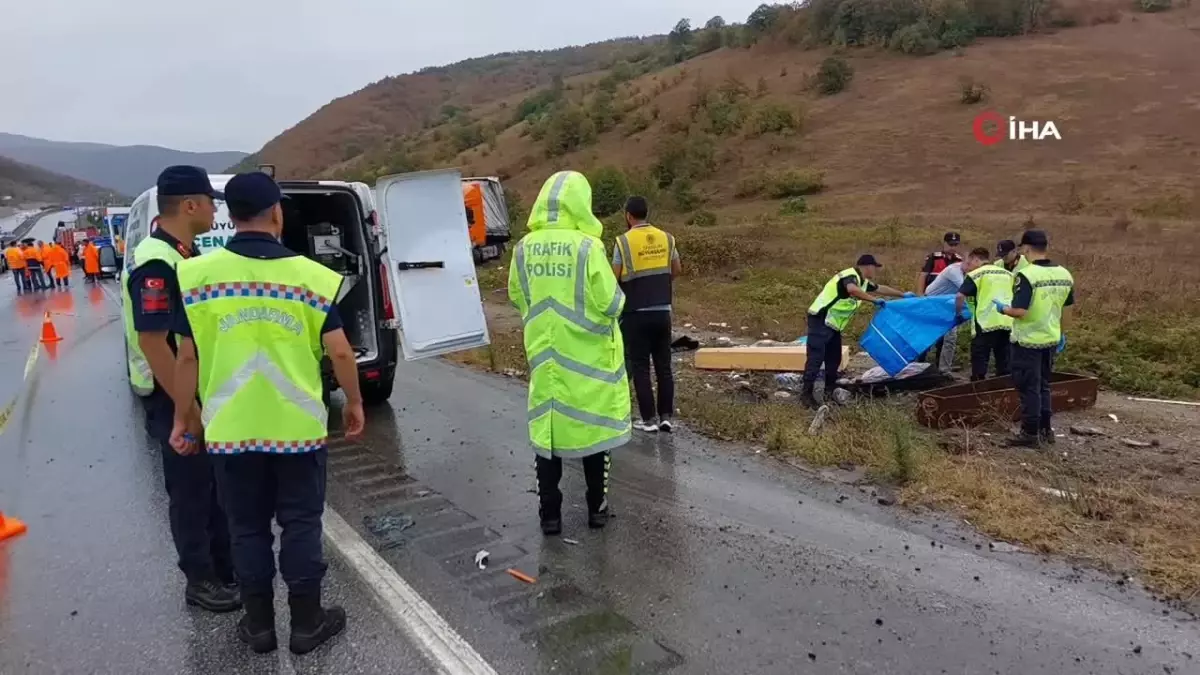 Samsun\'daki kazada ölen 3 kişinin cansız bedeni otopsi için morga kaldırıldı