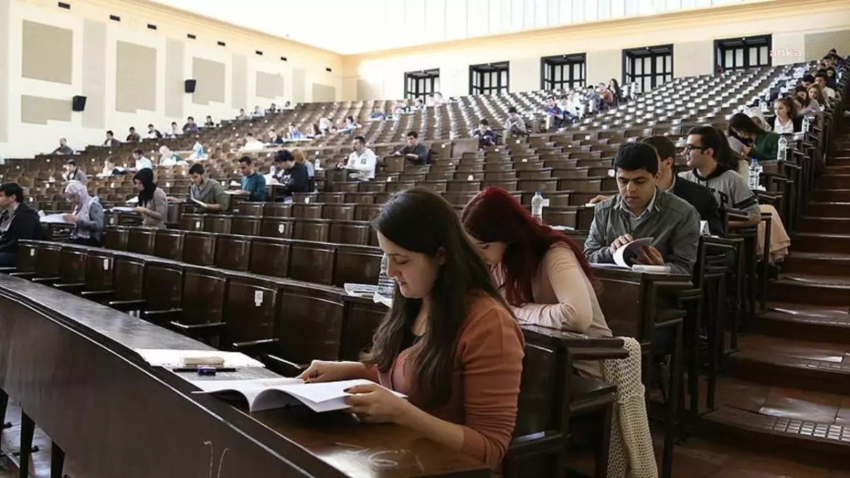 Mazereti Nedeniyle Kayıt Yaptıramayan Üniversite Öğrencilerine Kayıt Hakkı Başlıyor