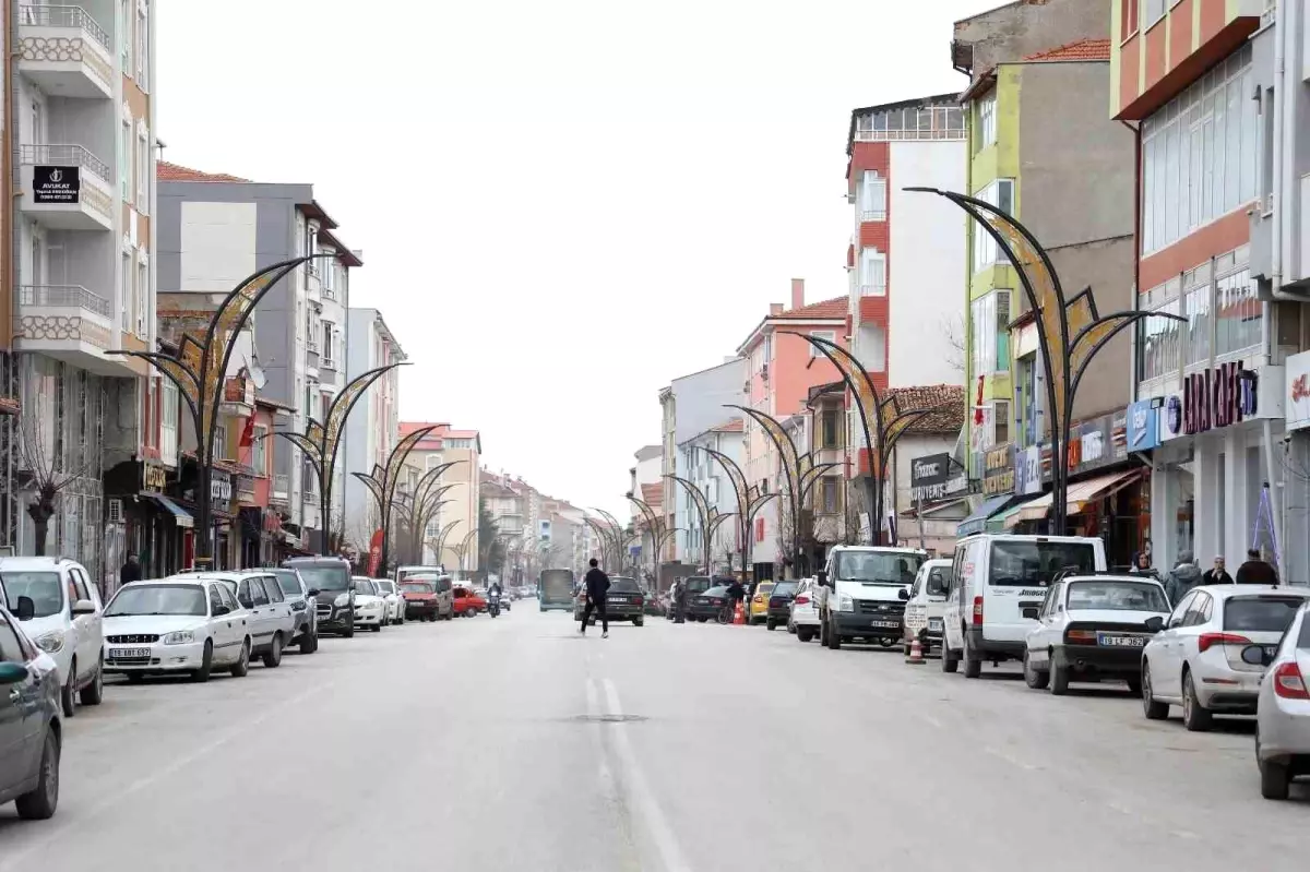 Alaca Belediyesi, sokak aydınlatma direklerini YEDAŞ\'a devretti