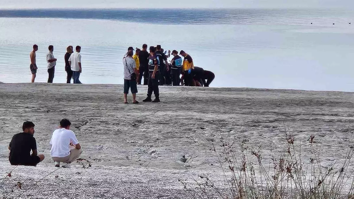 Salda Gölü\'nde Boğulan Genç Hayatını Kaybetti