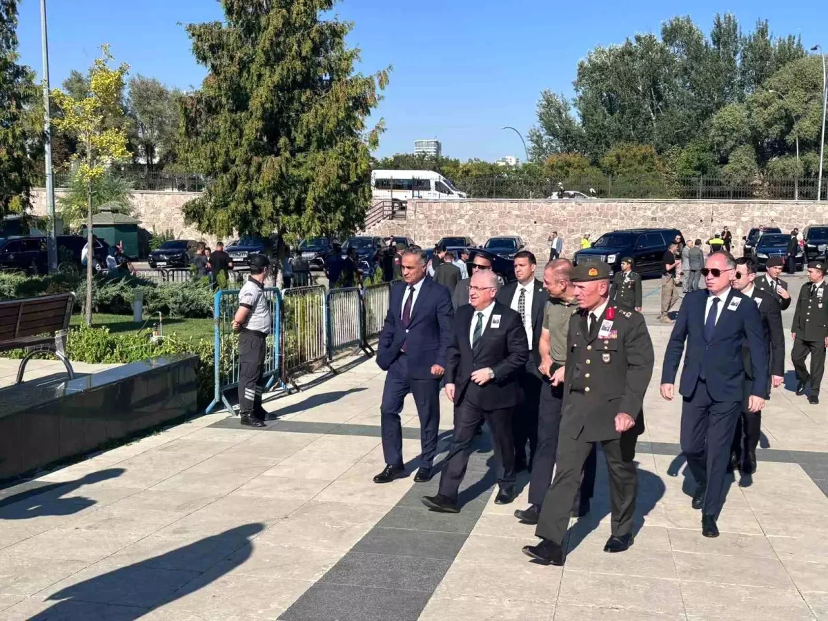 Eski Jandarma Genel Komutanı Galip Mendi son yolculuğuna uğurlandı