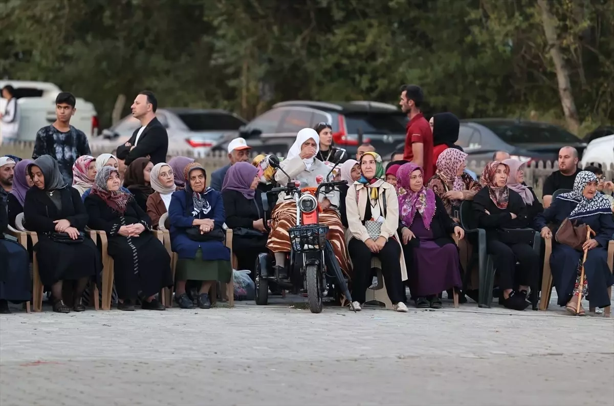 Giresun\'un Çamoluk ilçesinde 30. Çamoluk Bal Festivali düzenlendi