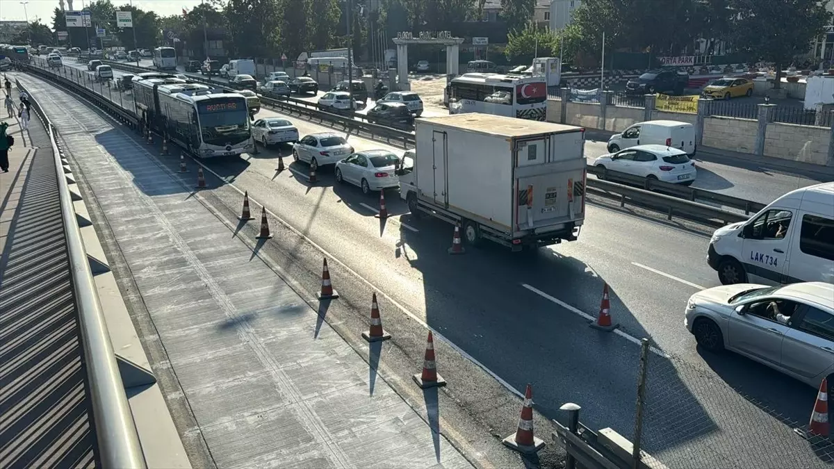 İBB, Beyaz Yol Çalışması Nedeniyle Beşyol Durağını Kapatıyor