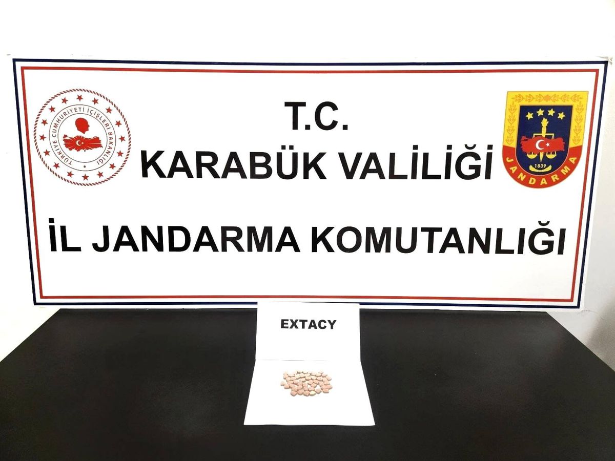 Karabük\'te Uyuşturucu Hap Ele Geçirildi