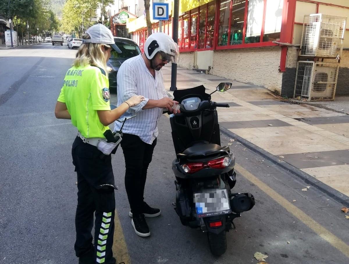 Manisa\'da Motosiklet Denetimleri Sonucunda 55 Araç Trafikten Men Edildi