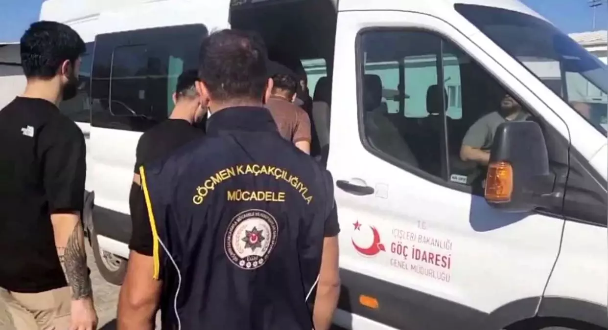 Osmaniye\'de 11 Suriyeli düzensiz göçmen yakalandı