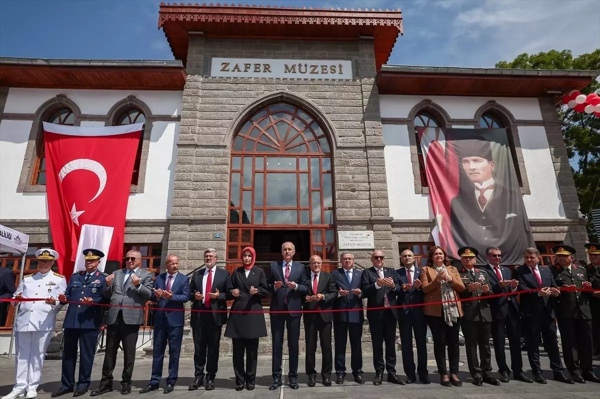 TBMM Başkanı Numan Kurtulmuş, Türkiye\'nin tarihini ve büyük başarılarını vurguladı