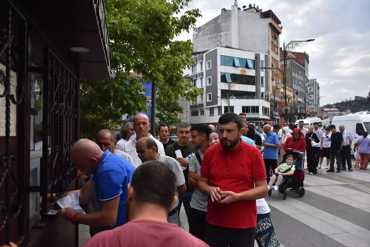 Trabzonspor\'un St. Gallen maçı biletleri satışa çıktı