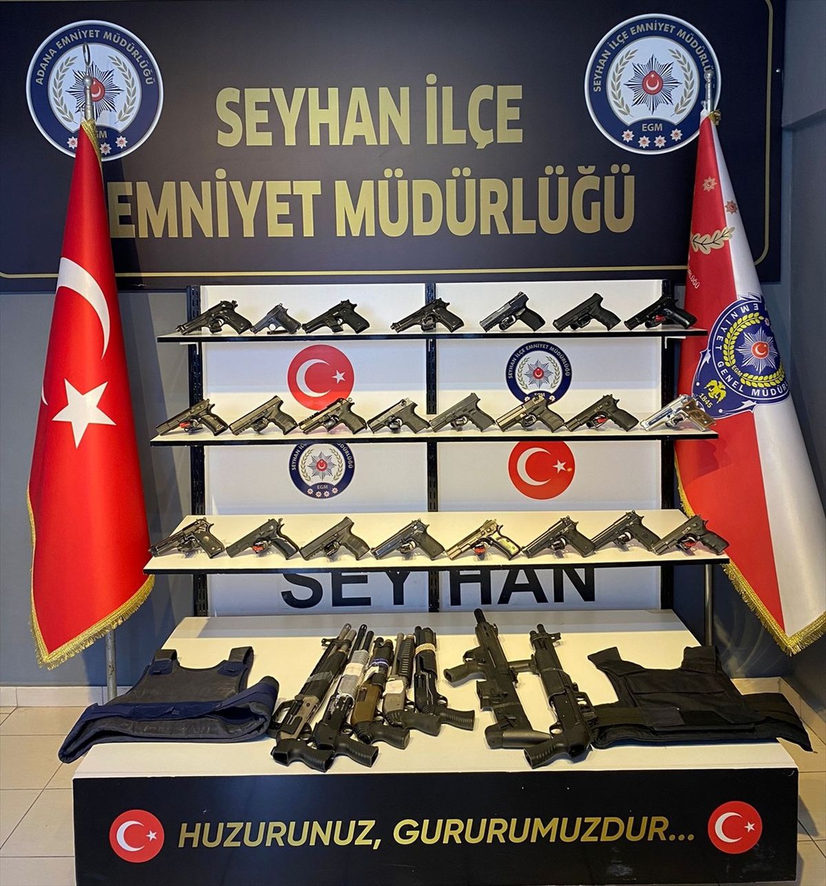 Adana\'da 34 Ruhsatsız Silah Ele Geçirildi