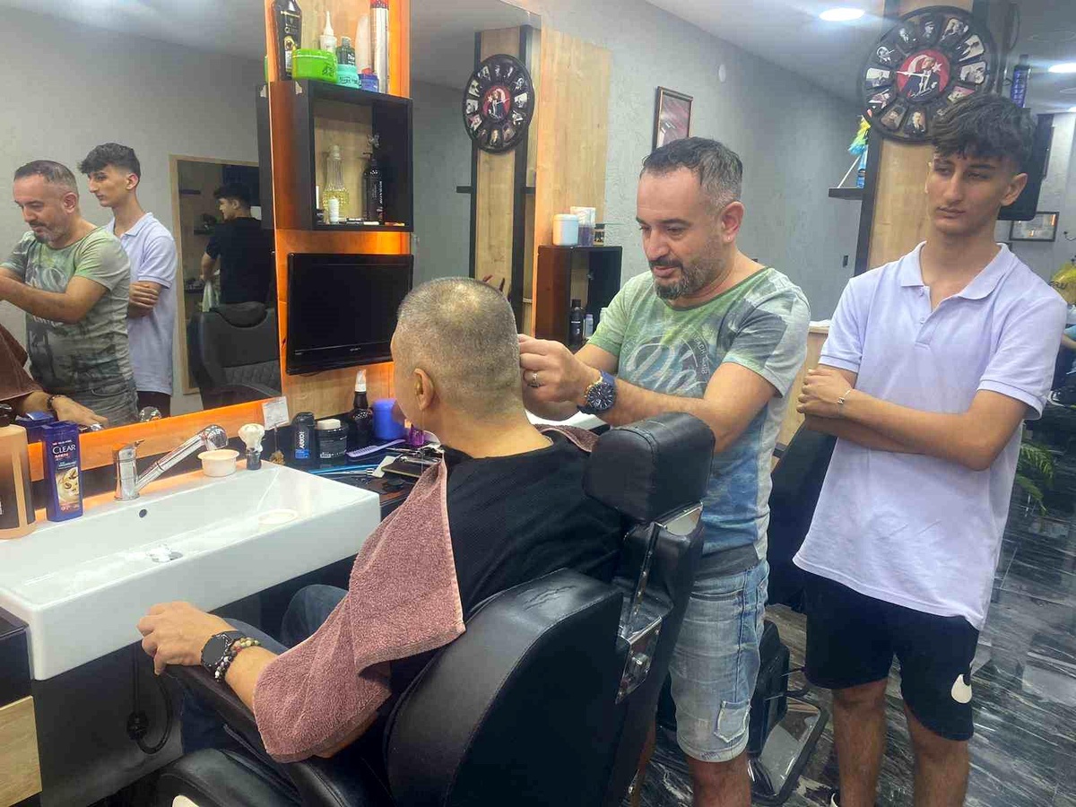 Berber, kuaför ve güzellik salonlarına tatil esnekliği