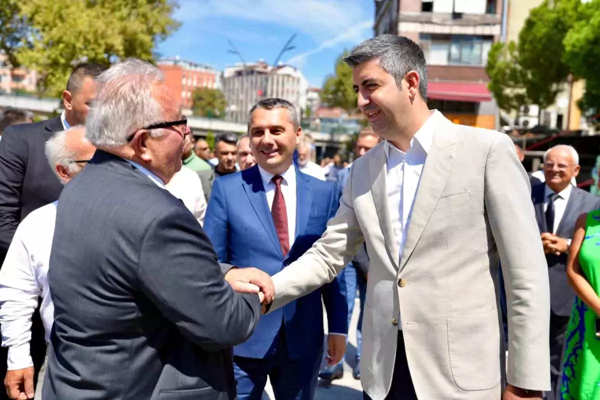 Boşnak Diasporası Bakanı Kartal Belediyesi\'ni Ziyaret Etti