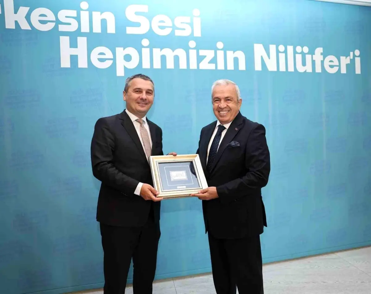 Bosna-Hersek Göç Politikaları ve Boşnak Diasporası Bakanı Nilüfer Belediye Başkanı\'nı Ziyaret Etti