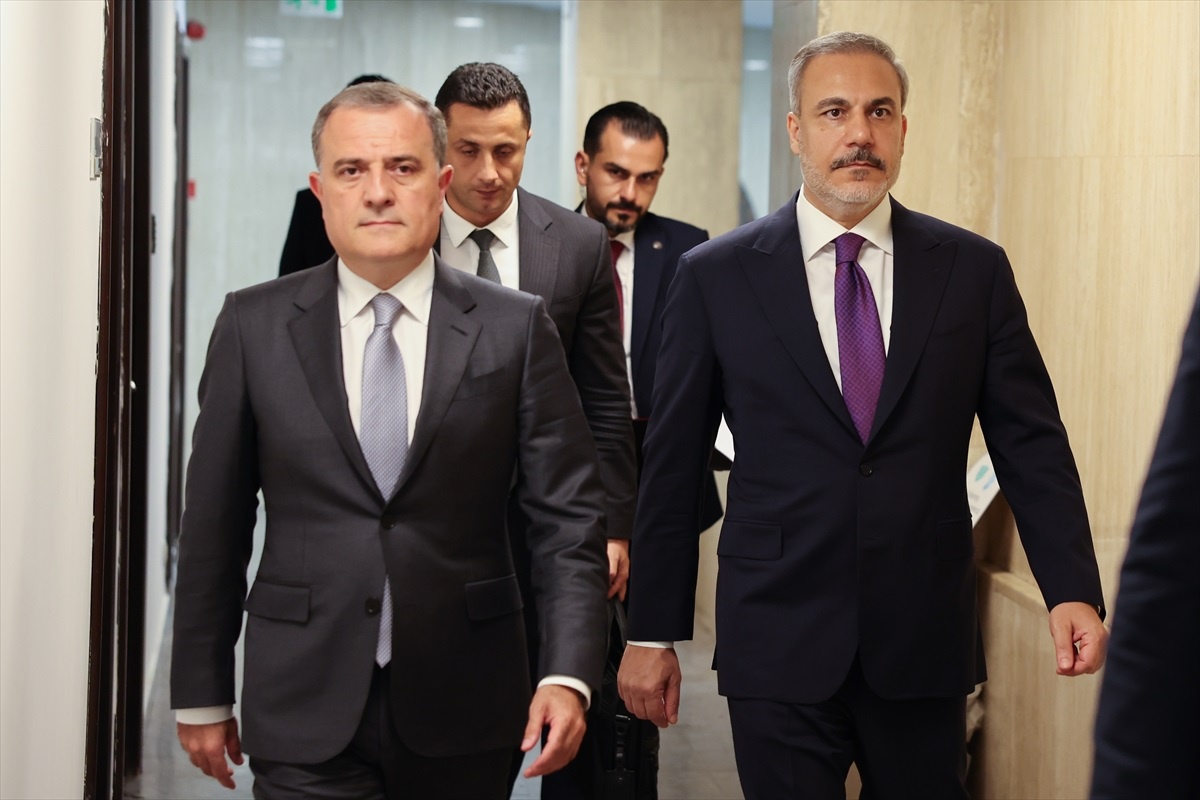 Dışişleri Bakanı Hakan Fidan: Türkiye ve Azerbaycan daima bir millet iki devlet anlayışıyla hareket ediyor