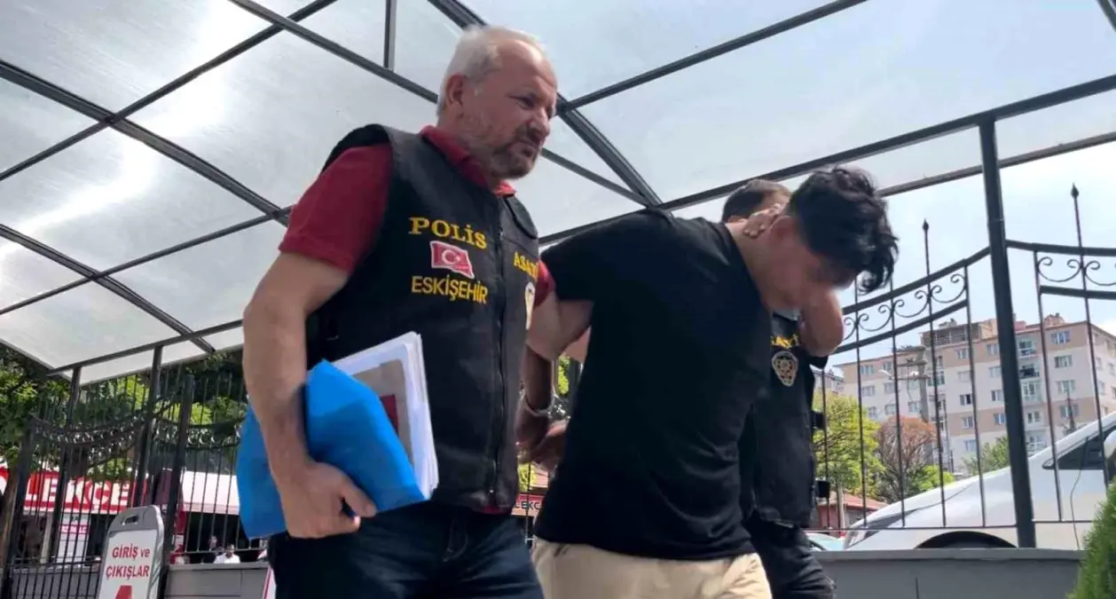 Eskişehir\'de Yunus D. isimli kişinin bacağından vurulmasıyla ilgili 2 şüpheli adliyeye sevk edildi