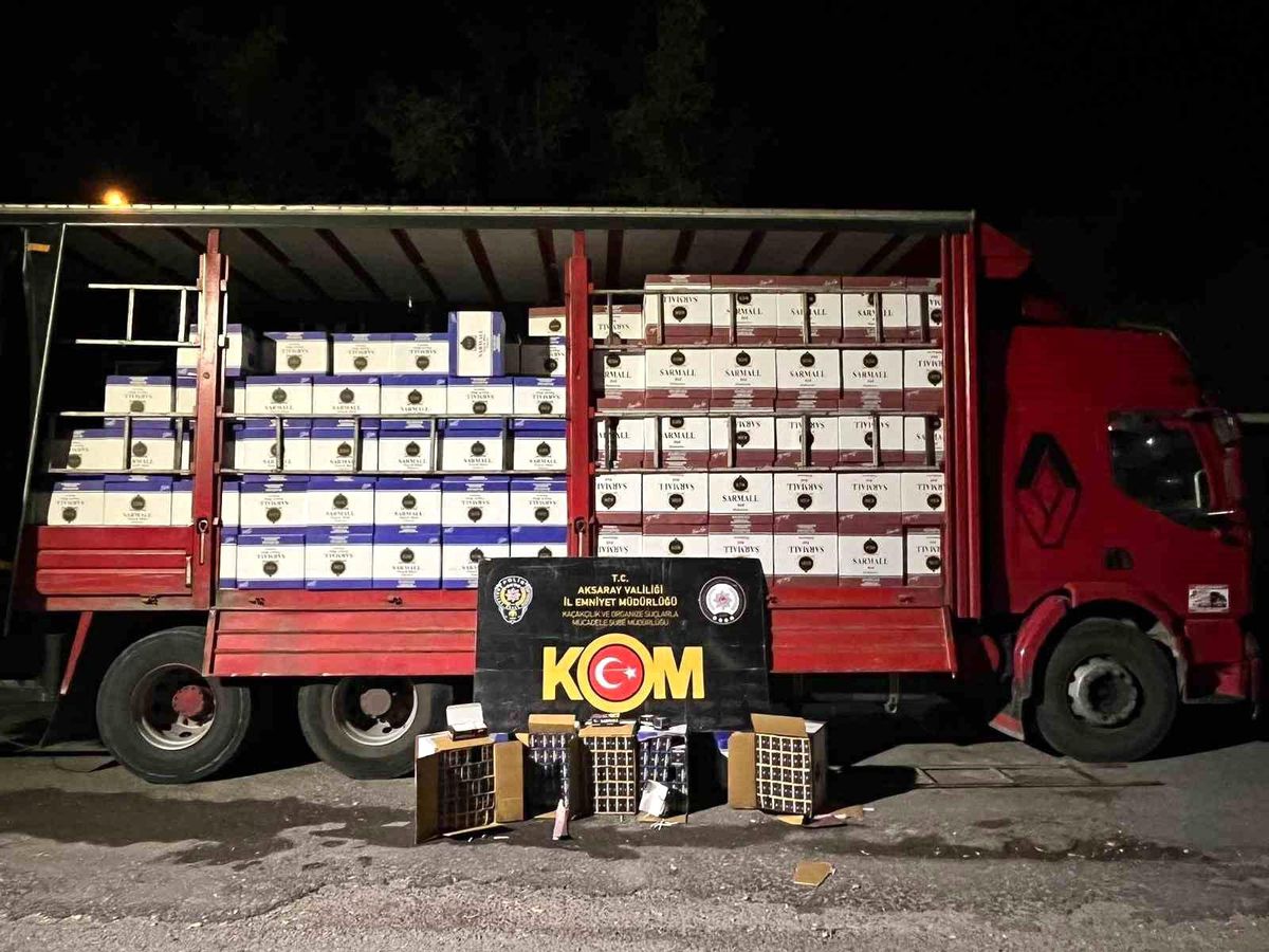 Aksaray\'da Kaçak Makaron Operasyonu